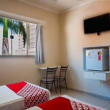 Oyo Cerrado Hotel, Campo Grande Campo Grande  Exterior photo A room at the hotel
