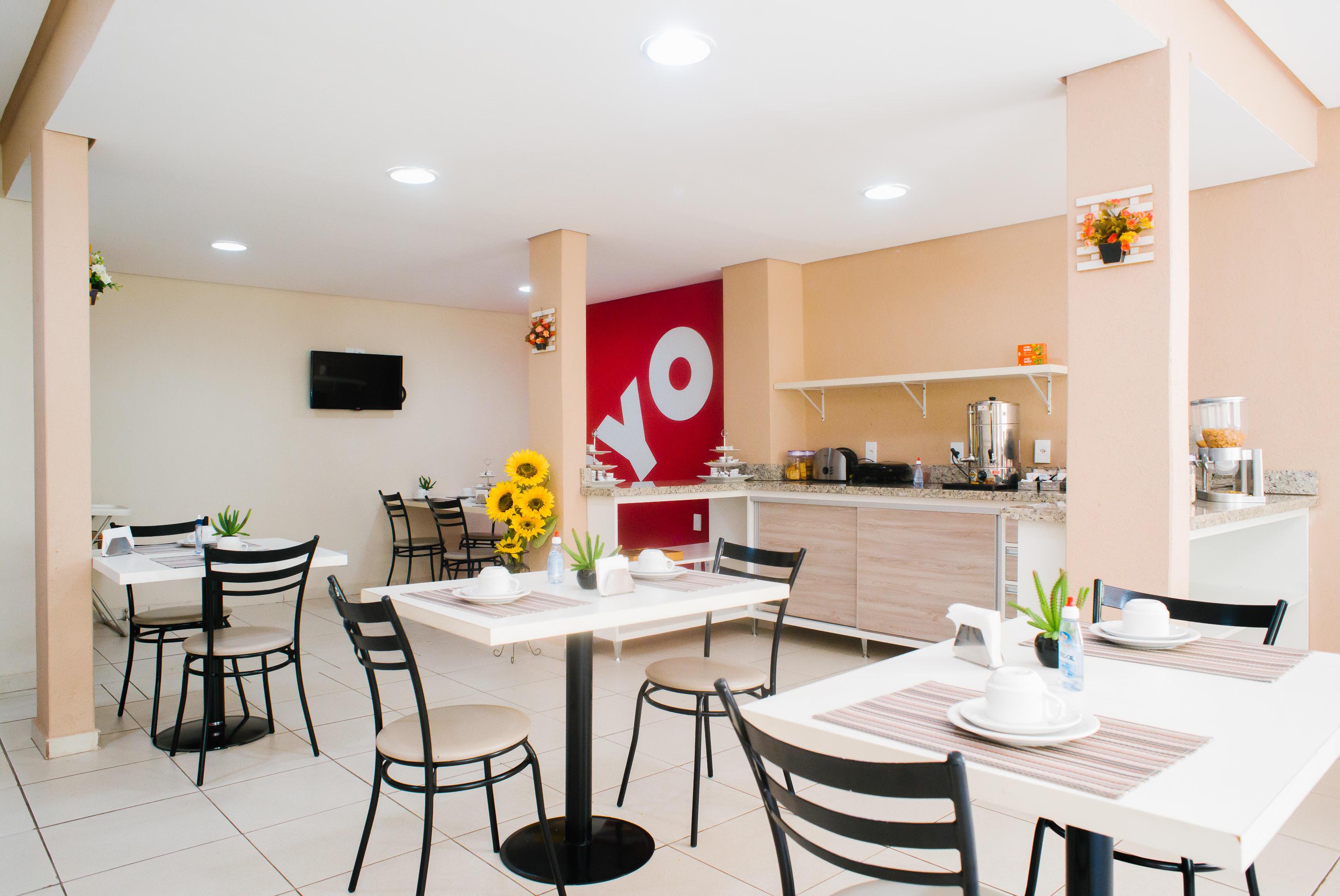 Oyo Cerrado Hotel, Campo Grande Campo Grande  Exterior photo Breakfast room