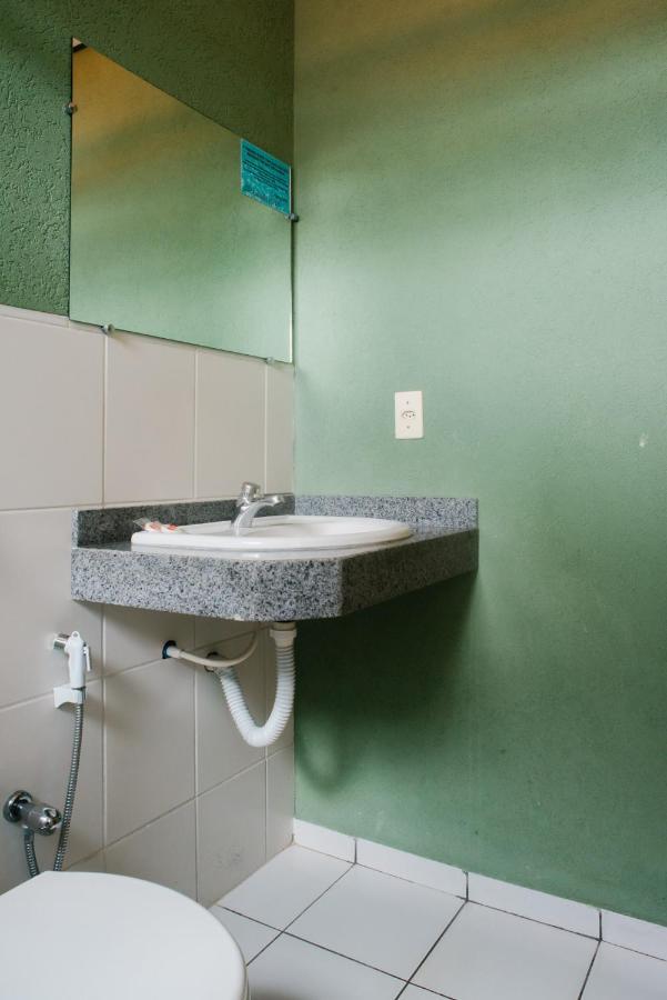 Oyo Cerrado Hotel, Campo Grande Campo Grande  Exterior photo A wall-mounted sink